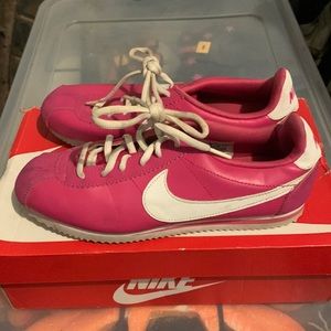 Nike Cortez vivid pink size 7y